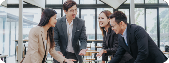 Our Experienced Financial Analysis Team